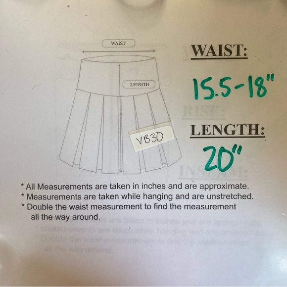 St John Basics Black Santana Knit Skirt Size 8 Pockets Knee Length Pull On - Picture 10 of 10